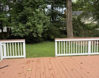 1543 Sadlers Wells Drive - Photo Thumbnail 15