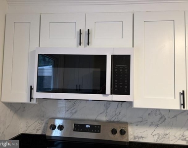 1543 Sadlers Wells Drive - Photo Thumbnail 1