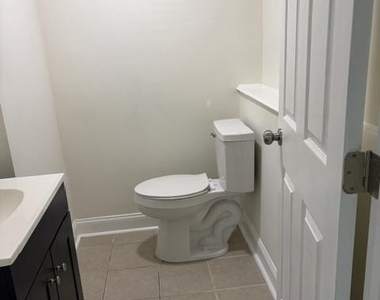 1543 Sadlers Wells Drive - Photo Thumbnail 7