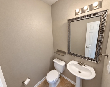 4517 Hees Ct - Photo Thumbnail 35