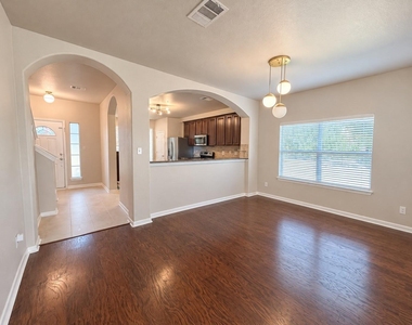 4517 Hees Ct - Photo Thumbnail 31