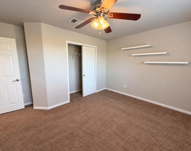 4517 Hees Ct - Photo Thumbnail 14