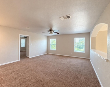4517 Hees Ct - Photo Thumbnail 22