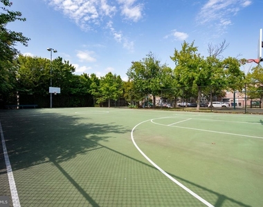 1210 Queen Street - Photo Thumbnail 41