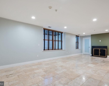 1210 Queen Street - Photo Thumbnail 12