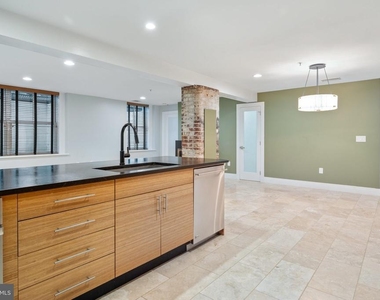 1210 Queen Street - Photo Thumbnail 21