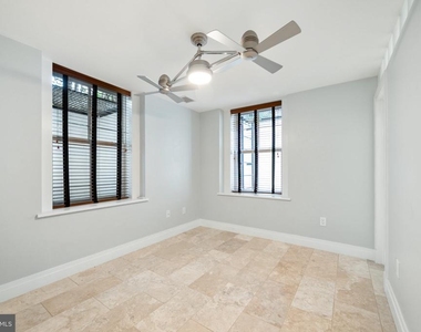 1210 Queen Street - Photo Thumbnail 24