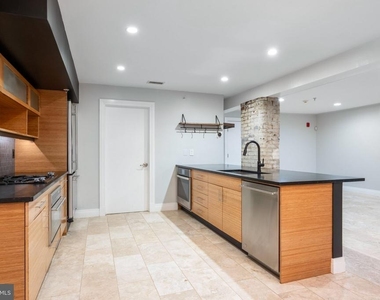 1210 Queen Street - Photo Thumbnail 20