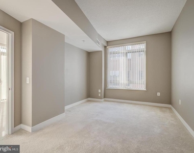 820 N Pollard Street - Photo Thumbnail 18