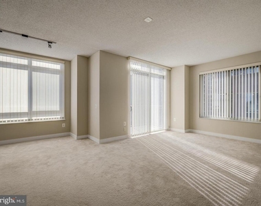 820 N Pollard Street - Photo Thumbnail 11