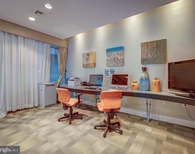 820 N Pollard Street - Photo Thumbnail 32