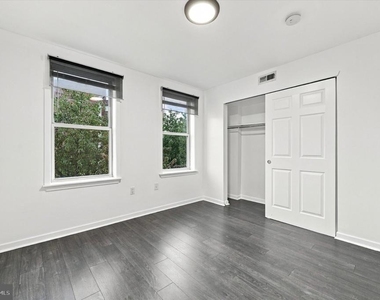 1917 W Master Street - Photo Thumbnail 14