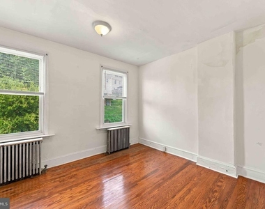 238 Osborne Street - Photo Thumbnail 23