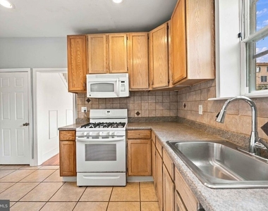 238 Osborne Street - Photo Thumbnail 10