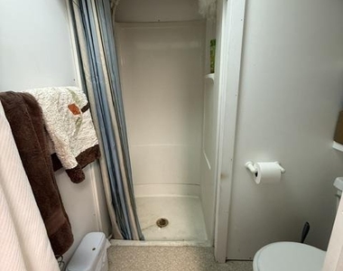 17 E 3rd Street - Photo Thumbnail 11