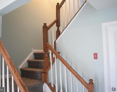326 Larose Drive - Photo Thumbnail 2