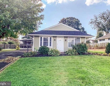 225 Allendale Drive - Photo Thumbnail 1