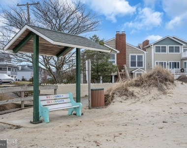710 Newport Avenue - Photo Thumbnail 37