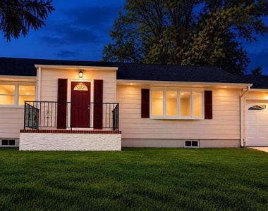 27 Weyburne Road - Photo Thumbnail 2