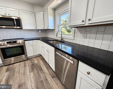 27 Weyburne Road - Photo Thumbnail 6