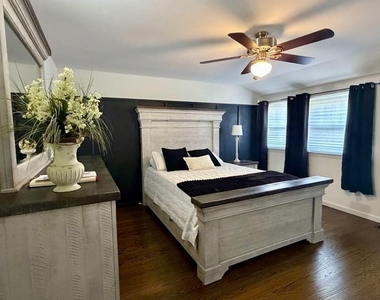 57 Bells Lake Drive - Photo Thumbnail 12