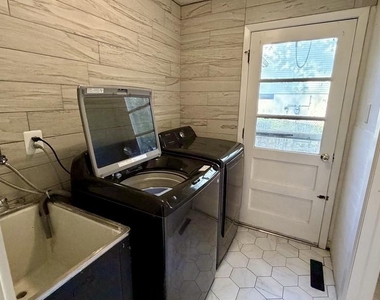 57 Bells Lake Drive - Photo Thumbnail 6