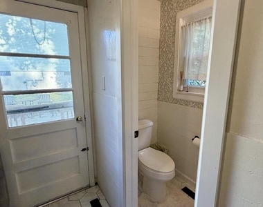 57 Bells Lake Drive - Photo Thumbnail 5