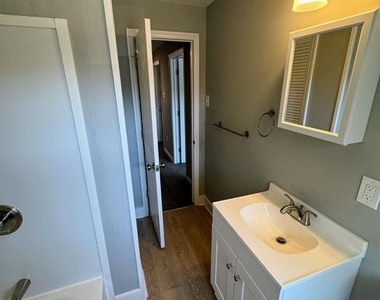 1015 Alcyon Drive - Photo Thumbnail 16