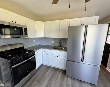 1015 Alcyon Drive - Photo Thumbnail 12
