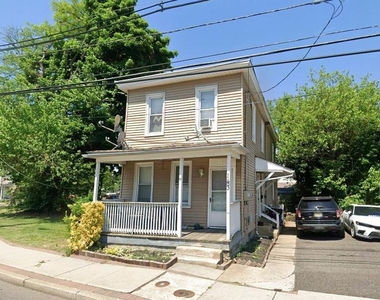 143 Lafayette Street - Photo Thumbnail 10