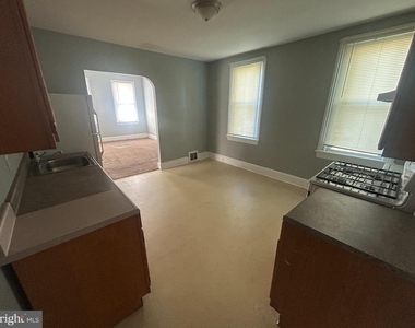 143 Lafayette Street - Photo Thumbnail 4