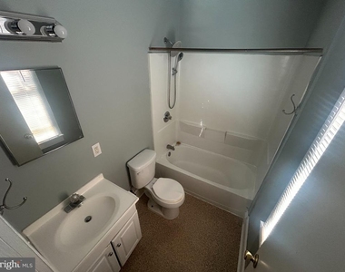 143 Lafayette Street - Photo Thumbnail 9