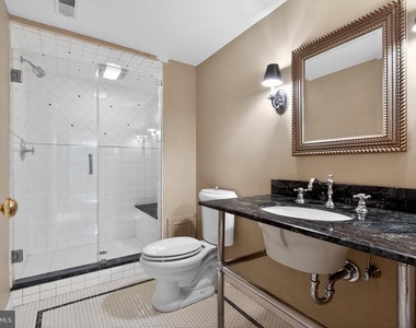 500 Chester Avenue - Photo Thumbnail 21