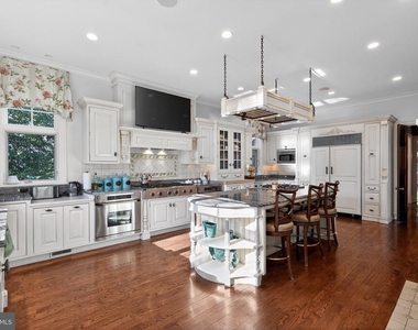 500 Chester Avenue - Photo Thumbnail 7