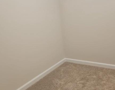 8 Elliot Lane - Photo Thumbnail 19