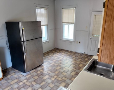 787-789 S Potomac Street - Photo Thumbnail 2