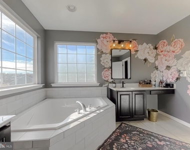 22405 Alydar Drive - Photo Thumbnail 20