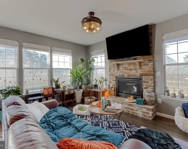 22405 Alydar Drive - Photo Thumbnail 33