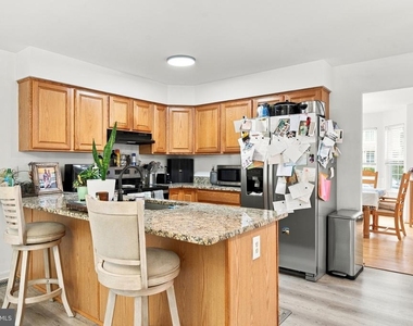 22208 Oriole Drive - Photo Thumbnail 15