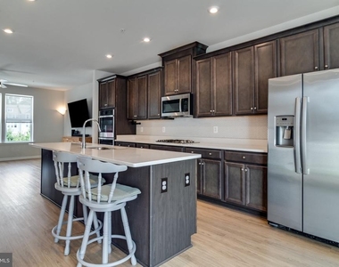 44593 Nolani Way - Photo Thumbnail 5
