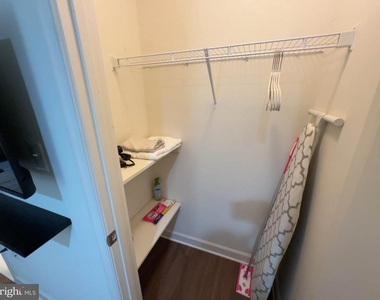 9808 Wood Glen Terrace - Photo Thumbnail 4