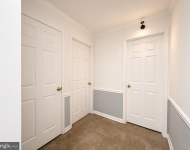 3119 Applegate Terrace - Photo Thumbnail 9