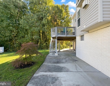 3119 Applegate Terrace - Photo Thumbnail 11