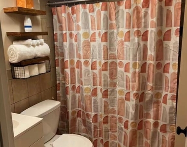 2208 Vermont Avenue - Photo Thumbnail 27