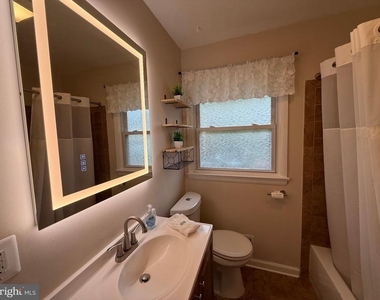 2208 Vermont Avenue - Photo Thumbnail 5