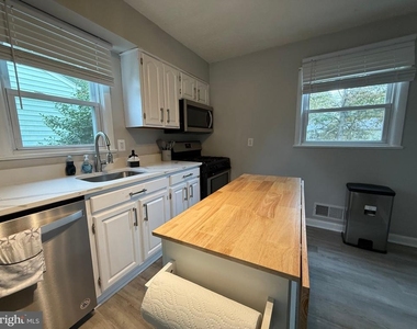 2208 Vermont Avenue - Photo Thumbnail 15