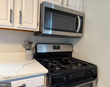 2208 Vermont Avenue - Photo Thumbnail 11