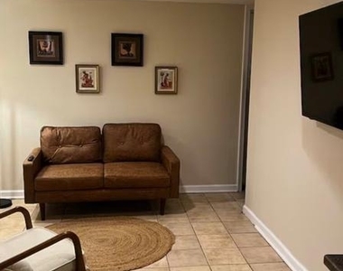 2208 Vermont Avenue - Photo Thumbnail 23