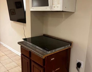 2208 Vermont Avenue - Photo Thumbnail 25