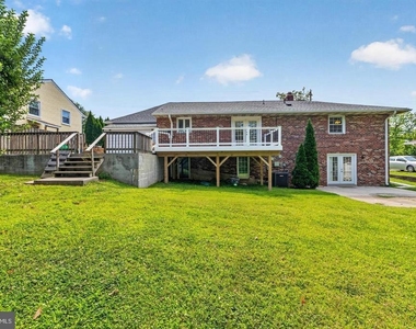 13124 Greenmount - Photo Thumbnail 2